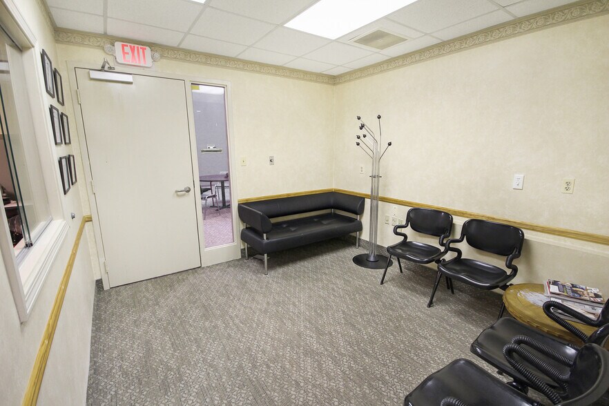 More Photos Of 561 Cranbury Rd, East Brunswick Medical For Sale