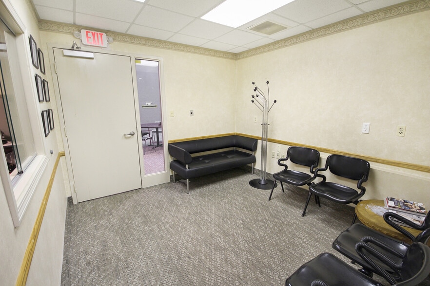 561 Cranbury Rd, East Brunswick, NJ 08816 Medical For Sale