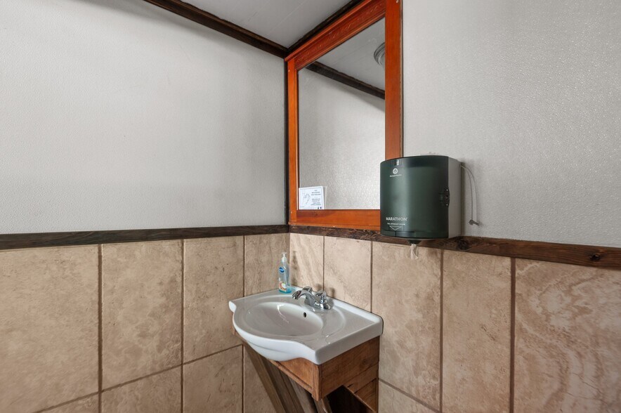 More Photos Of 226 Pamlico St, Belhaven Restaurant For Sale
