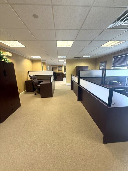 More Photos Of 155 Lafayette Rd, North Hampton Medical For Lease