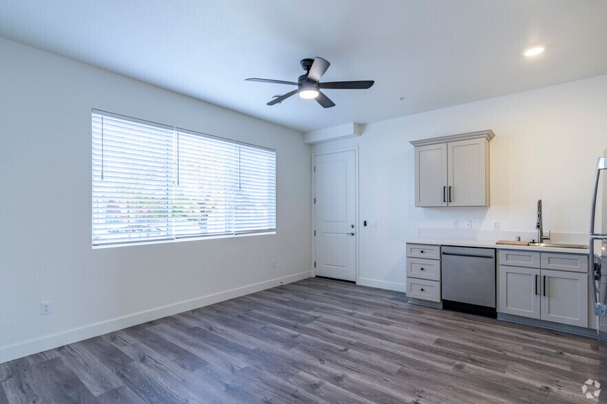 More Photos Of 542 7th St, Sparks Apartments For Sale