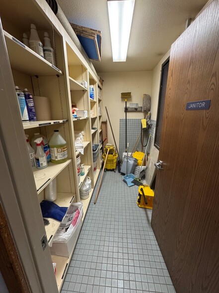 More Photos Of 18800 Murphy Rd, Ripon Police Fire Station For Lease