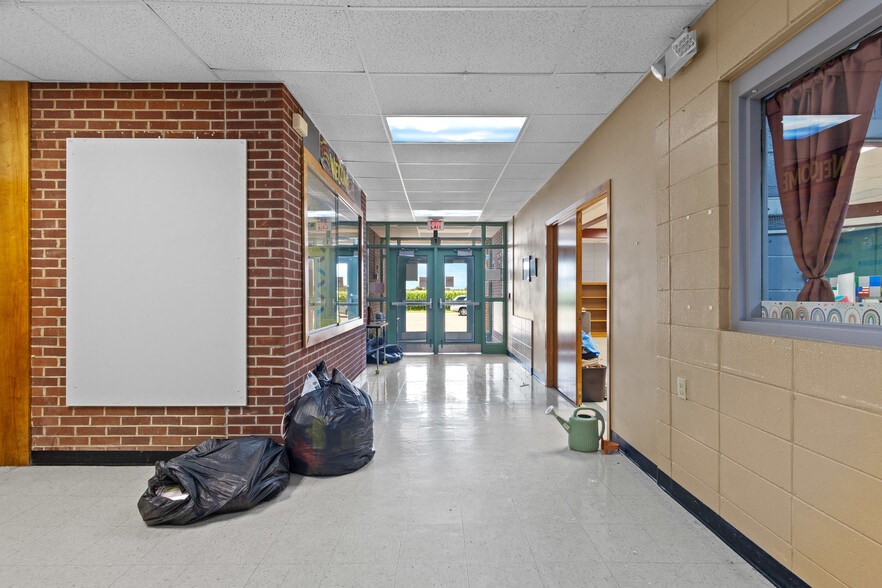 More Photos Of W11195 WI-127, Portage Schools For Sale
