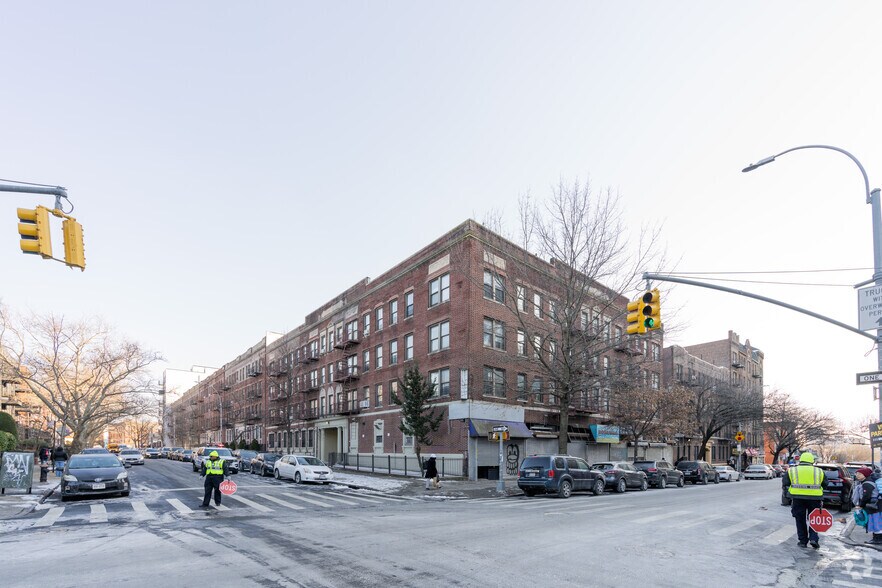 More Photos Of 877 Franklin Ave, Brooklyn Apartments For Lease