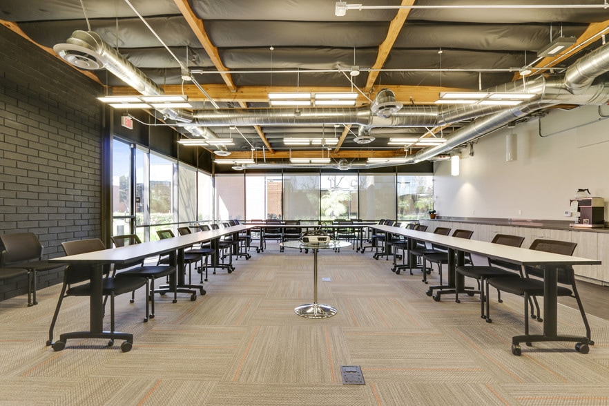 More Photos Of 5000 Campus Dr, Newport Beach Coworking Space