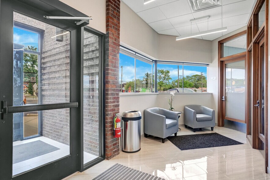 More Photos Of 1710 E 12 Mile Rd, Royal Oak Coworking Space