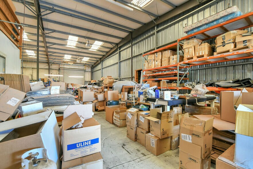 More Photos Of 730 Concord Ave, Brentwood Warehouse For Sale