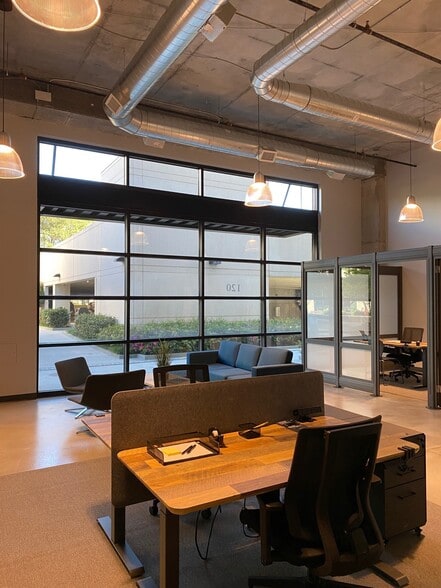 More Photos Of 5170 Peachtree Rd, Chamblee Office For Lease