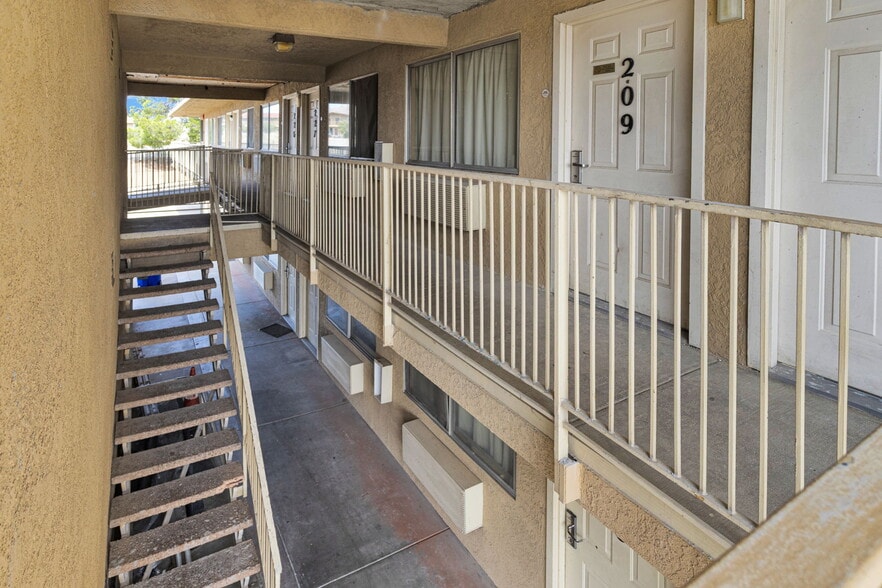 More Photos Of 16901 Stoddard Wells Rd, Victorville Hotel For Sale