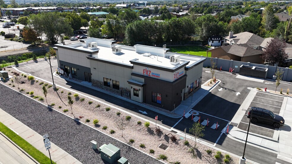 More Photos Of 1805 W South Jordan Pky, South Jordan General Retail For Sale