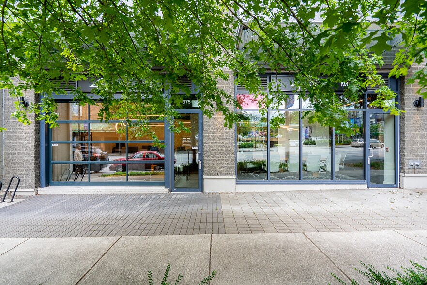 More Photos Of 379 E Broadway, Vancouver Apartments For Sale