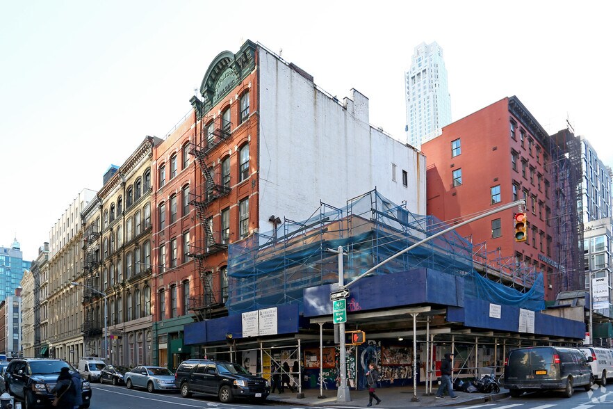 More Photos Of 111 Reade St, New York Apartments For Lease