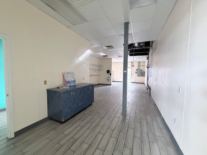 More Photos Of 1826 Country Place Pky, Pearland Unknown For Lease