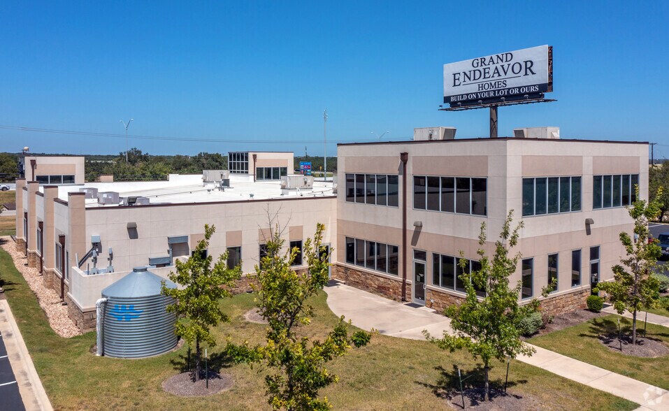 More Photos Of 4411 S Interstate 35, Georgetown Medical For Lease