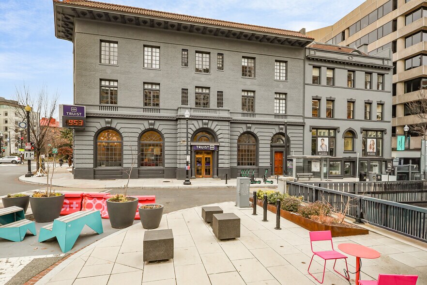 Primary Photo Of 1363-1369 Connecticut Ave NW, Washington Office For Lease