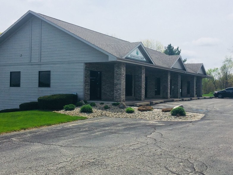 More Photos Of 17615 W Moore St, Grant Office For Lease