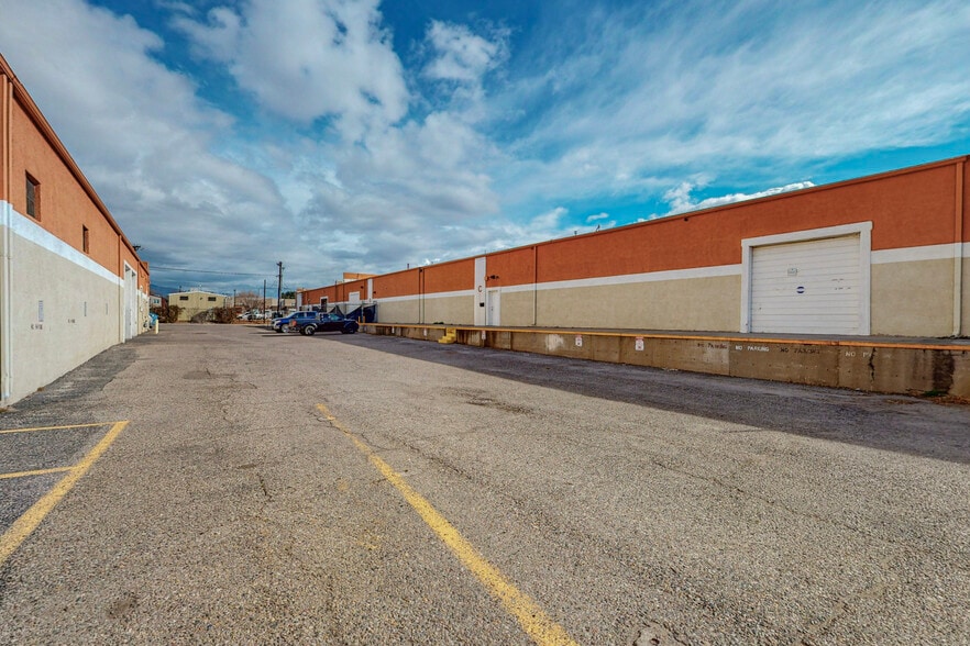 More Photos Of 1823 Commercial St NE, Albuquerque Warehouse For Sale