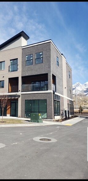 More Photos Of 12251 S 900 E, Draper Apartments For Lease