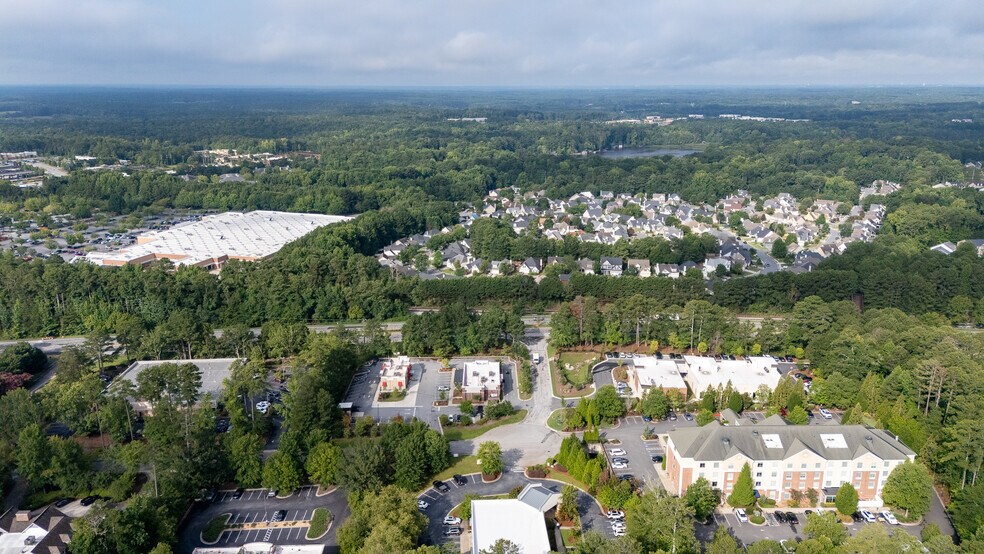 More Photos Of 2021 Commerce Dr N, Peachtree City General Retail For Sale