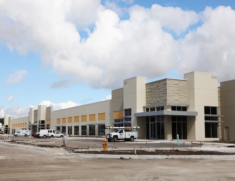 More Photos Of 4250 Coral Ridge Dr, Coral Springs Manufacturing For Lease