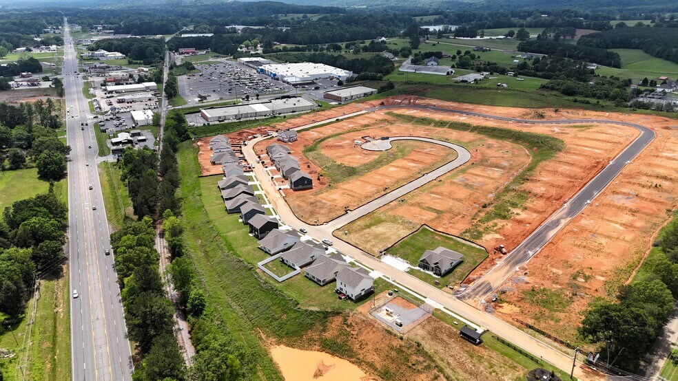 More Photos Of 150 Pearl Dr, LaFayette Restaurant For Sale