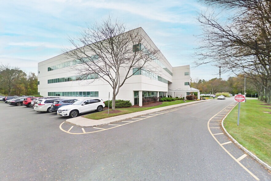 More Photos Of 261 James St, Morristown Medical For Sale