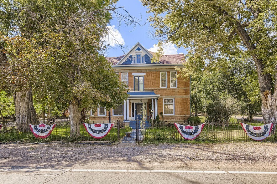More Photos Of 1305 W 3rd St, Florence Hotel For Sale