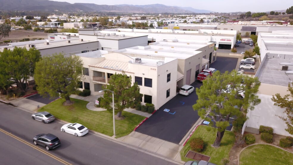 More Photos Of 41419 Pear St, Murrieta Warehouse For Lease