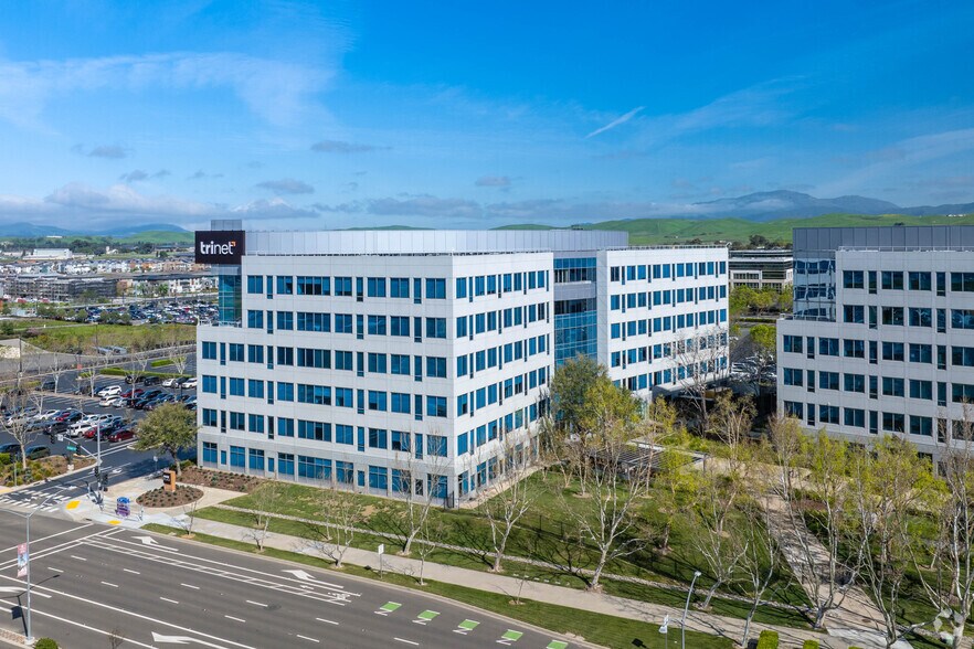 More Photos Of 1 Park Pl, Dublin Office For Lease