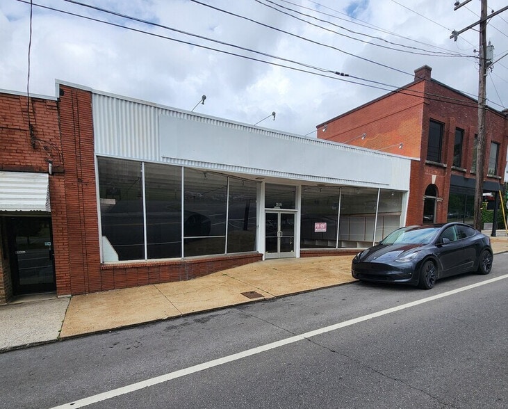 Primary Photo Of 4802 Charlotte Pike, Nashville Storefront For Lease