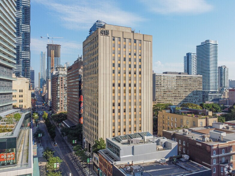 More Photos Of 415 Yonge St, Toronto Office For Lease