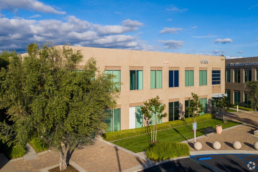 More Photos Of 8935 Research Dr, Irvine Loft Creative Space For Lease