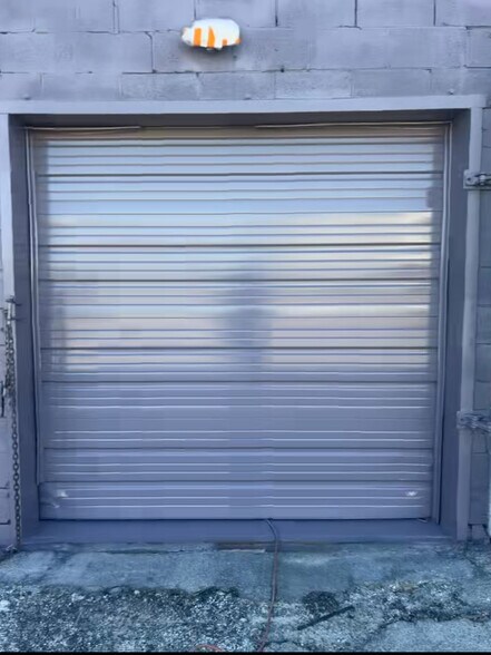 More Photos Of 1001 Loucks Mill Rd, York Warehouse For Lease