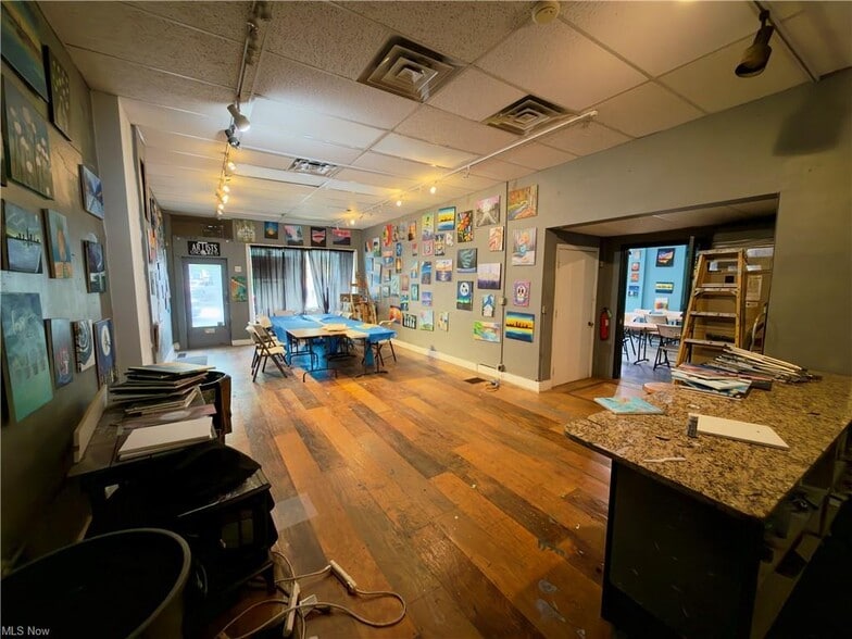 More Photos Of 17020 Madison Ave, Lakewood Flex For Sale