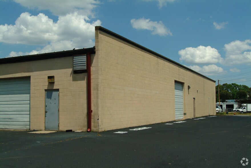 More Photos Of 12906-12918 Old Stage Rd, Chester Research And Development For Lease