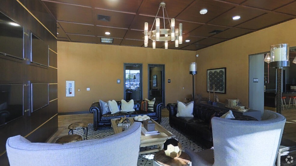 More Photos Of 7350 E Stetson Dr, Scottsdale Apartments For Lease