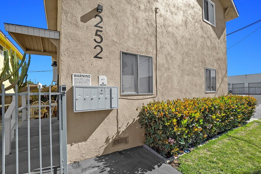 More Photos Of 252 S 7th St, Montebello Apartments For Sale