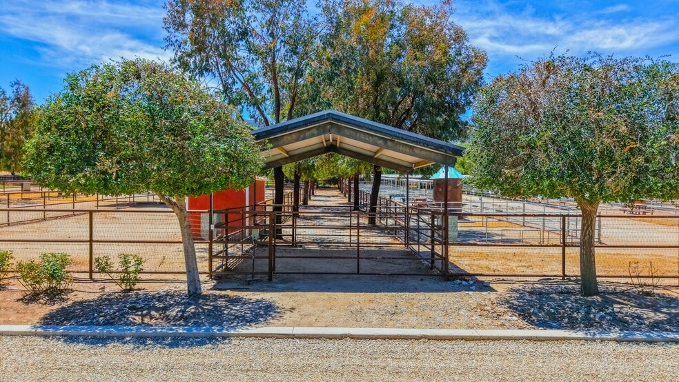 More Photos Of 38831 Pauba Rd, Temecula Land For Sale