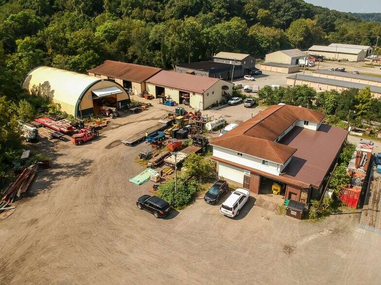 Primary Photo Of 740 Greensburg Rd, New Kensington Warehouse For Lease