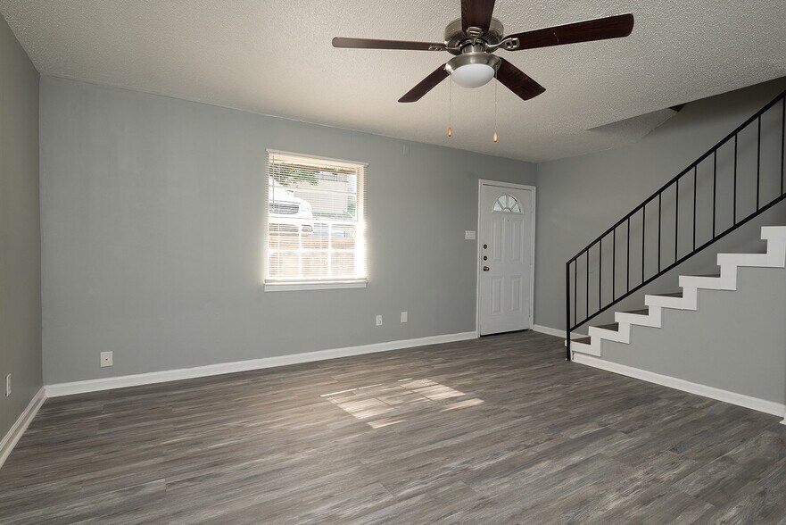 More Photos Of 1707 Arrowhead Rd, North Little Rock Apartments For Sale