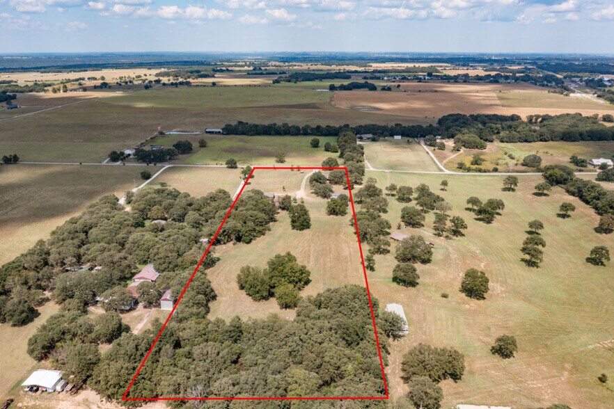 More Photos Of 12625 Sandpiper Rd, Thackerville Specialty For Sale