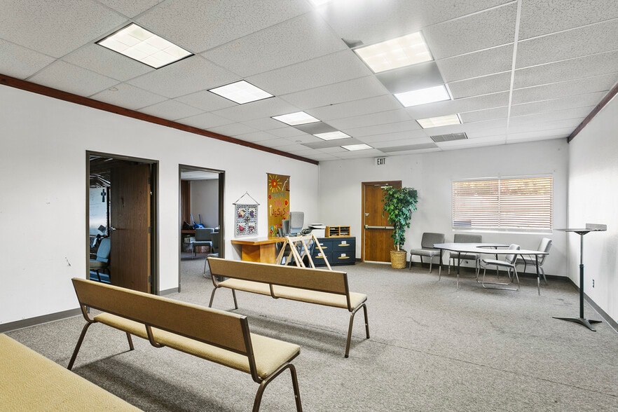 More Photos Of 7070 Palm Ave, Highland Specialty For Sale