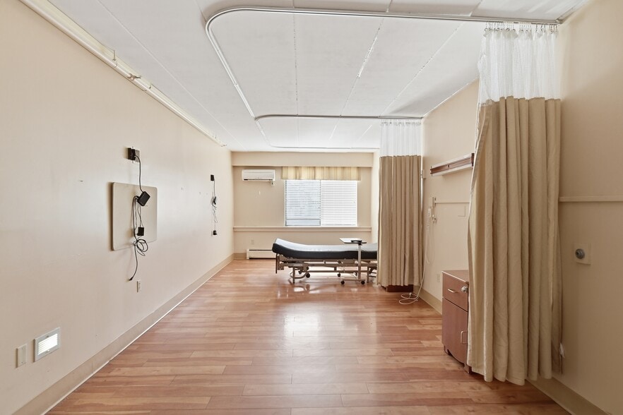 More Photos Of 66 Broad St, Westfield Skilled Nursing Facility For Sale