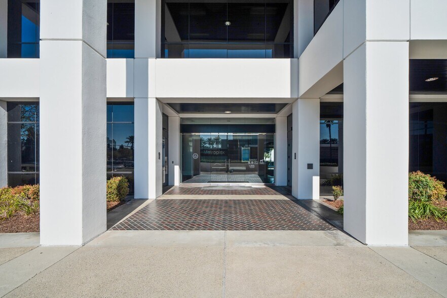 More Photos Of 2401 E Katella Ave, Anaheim Office For Lease