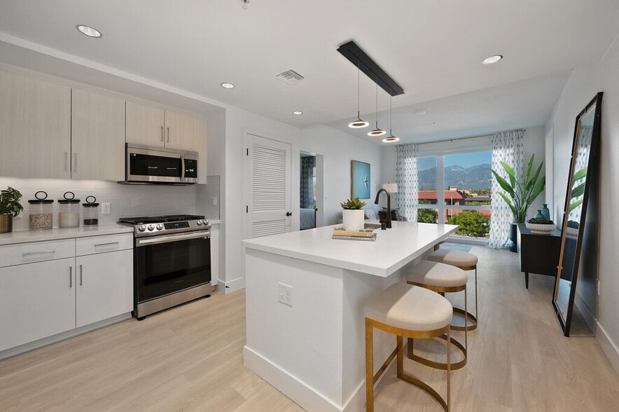 More Photos Of 5570 Rosemead Blvd, Temple City Apartments For Lease