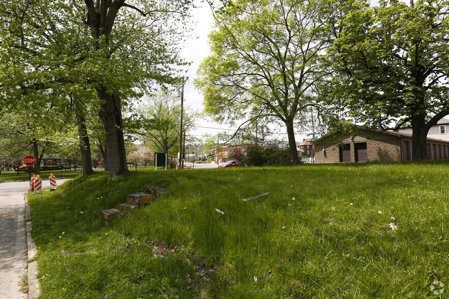 More Photos Of 3800 4th Ave, Beaver Falls Land For Sale