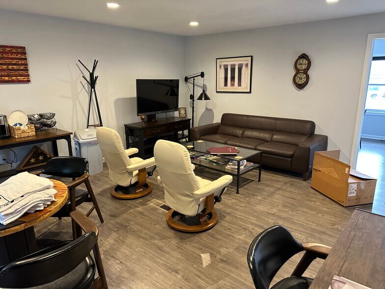 More Photos Of 929 Lacey Rd, Forked River Office For Sale