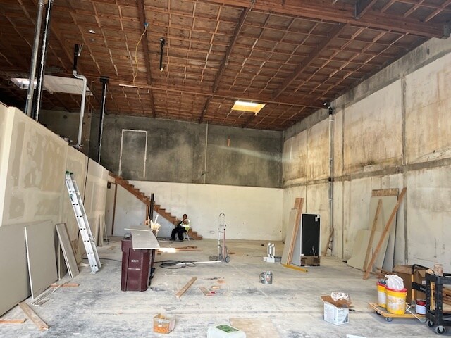 More Photos Of 2485 Technology Dr, Hayward Research And Development For Lease