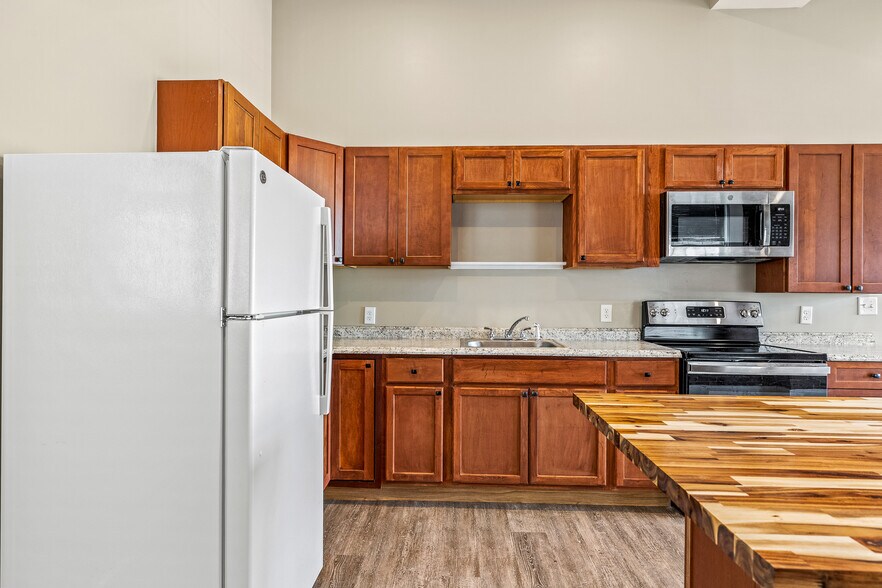 More Photos Of 8 Depot St, Pittsfield Apartments For Sale