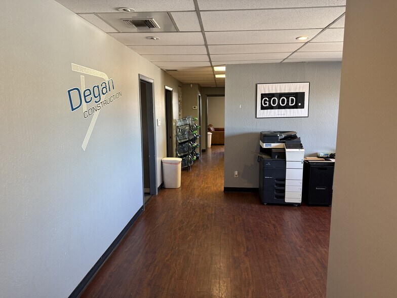 More Photos Of 5815 N Black Canyon Hwy, Phoenix Medical For Lease